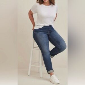 TORRID Boyfriend Jeans Size 22R Dark Wash